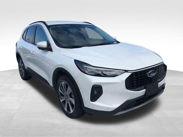 Ford Escape Platinum AWD 2024