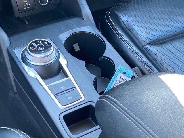 Ford Escape Platinum AWD 2024