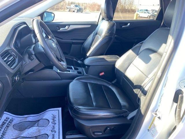 Ford Escape Platinum AWD 2024