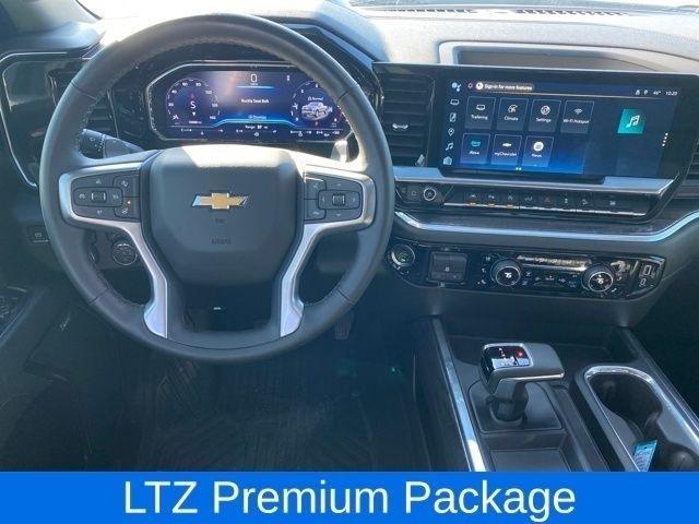 Chevrolet Silverado 1500 LTZ Crew Cab 4WD 2025