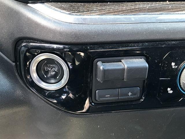 Chevrolet Silverado 1500 RST Crew Cab 4WD 2023