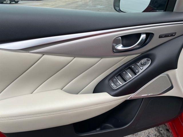 Infiniti Q50 3.0t LUXE AWD 2023