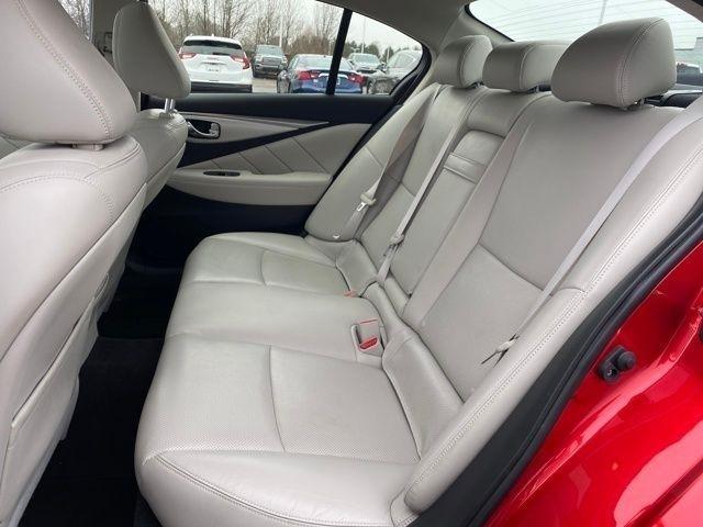 Infiniti Q50 3.0t LUXE AWD 2023