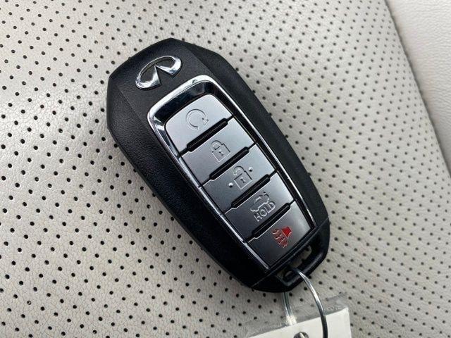 Infiniti Q50 3.0t LUXE AWD 2023