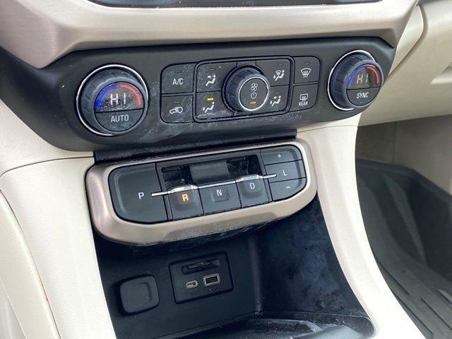 GMC Acadia Denali 2023