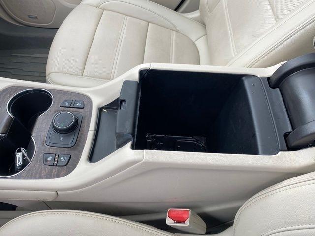 GMC Acadia Denali 2023