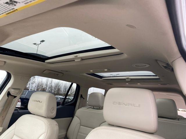 GMC Acadia Denali 2023