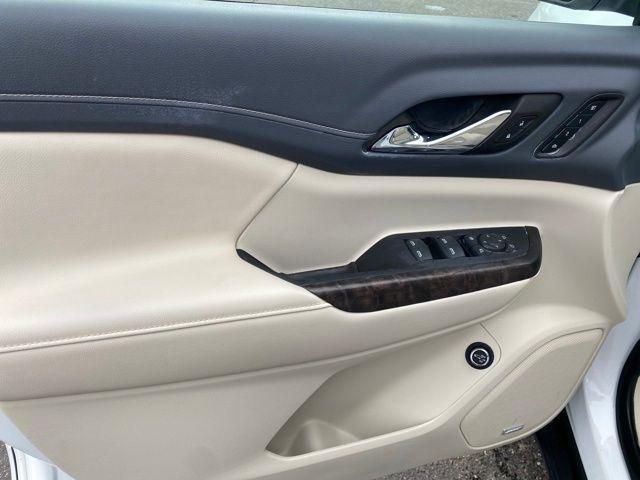 GMC Acadia Denali 2023