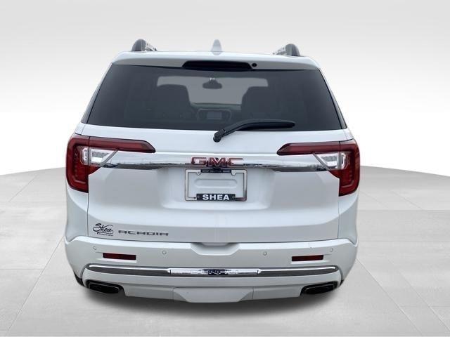 GMC Acadia Denali 2023