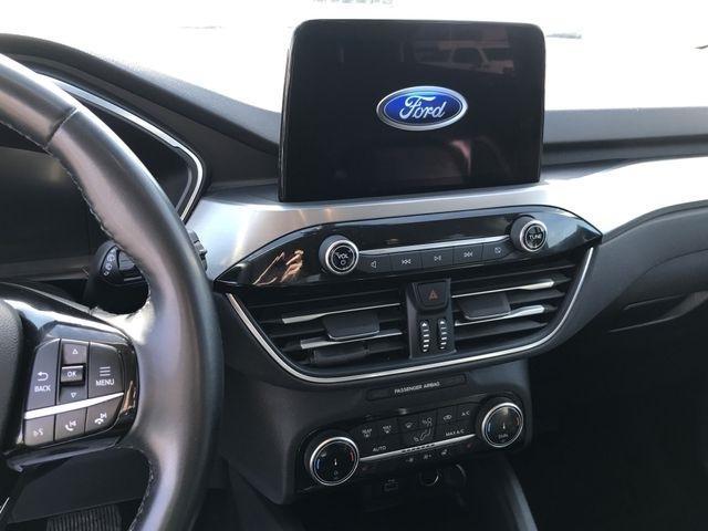 Ford Escape Titanium 4WD 2022