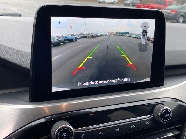 Ford Escape Titanium 4WD 2022