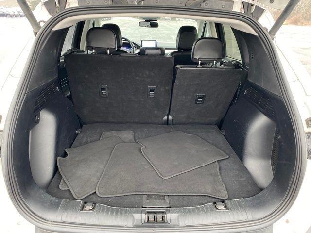 Ford Escape Titanium 4WD 2022