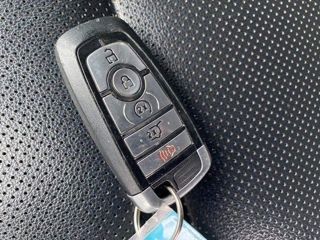 Ford Escape Titanium 4WD 2022