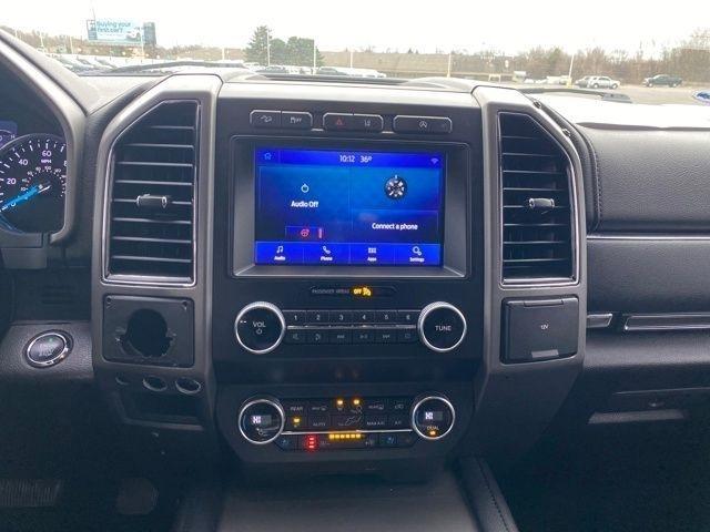Ford Expedition XLT 4WD 2021