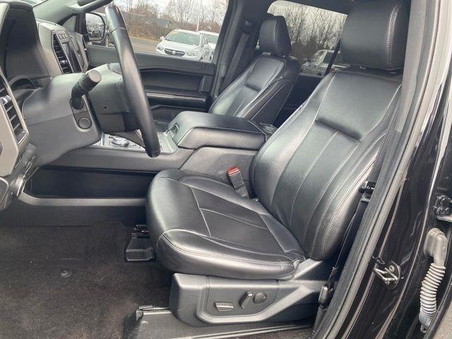 Ford Expedition XLT 4WD 2021