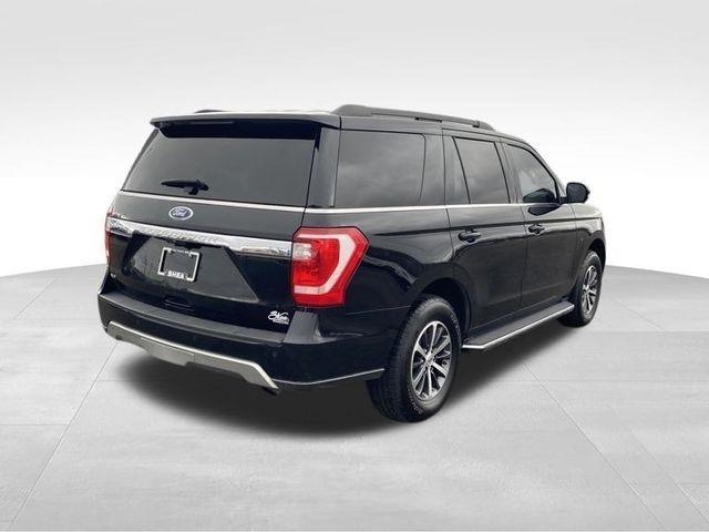 Ford Expedition XLT 4WD 2021