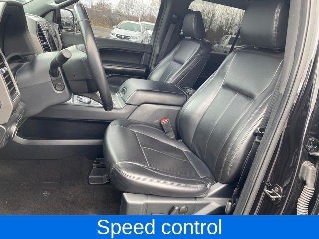 Ford Expedition XLT 4WD 2021