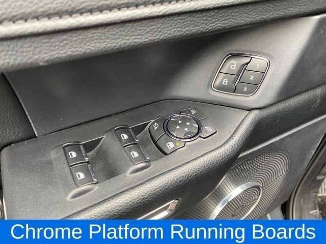 Ford Expedition XLT 4WD 2021