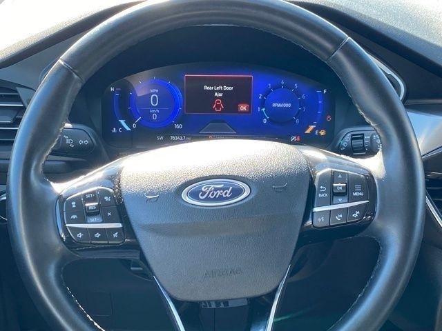 Ford Escape Titanium 4WD 2022