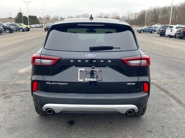 Ford Escape Platinum AWD 2024
