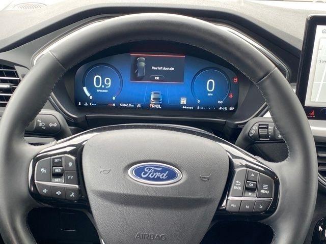 Ford Escape Platinum AWD 2024