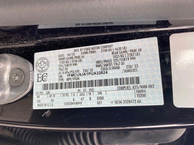 Ford Escape Platinum AWD 2023