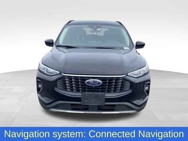 Ford Escape Platinum AWD 2023