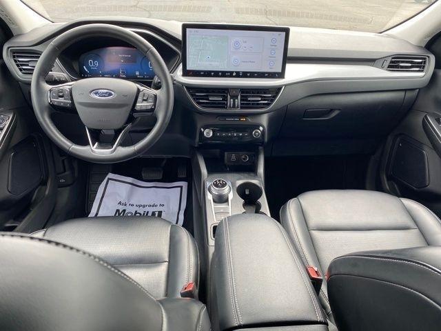 Ford Escape Platinum AWD 2024