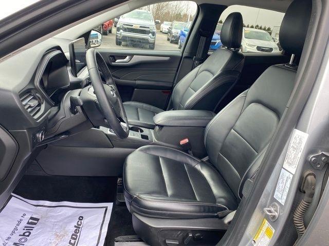 Ford Escape Platinum AWD 2024