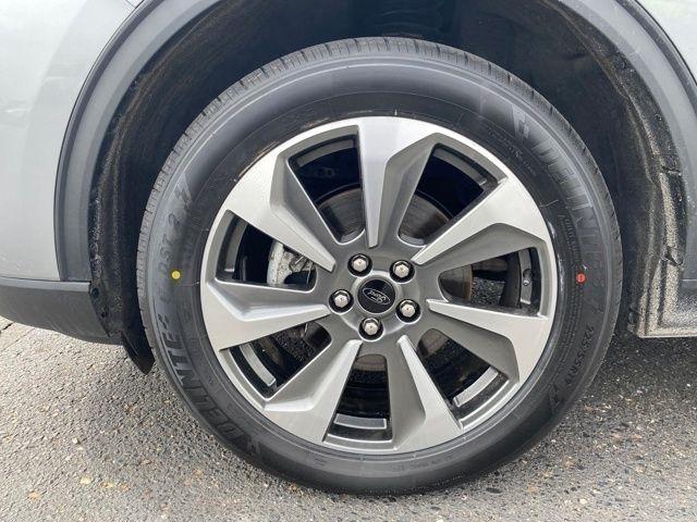 Ford Escape Platinum AWD 2024