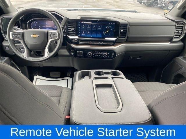 Chevrolet Silverado 2500HD LT Crew Cab Long Box 4WD 2025