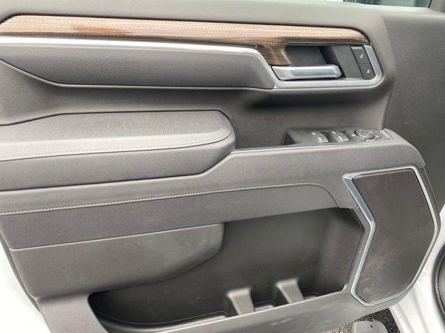 Chevrolet Silverado 2500HD LT Crew Cab Long Box 4WD 2025