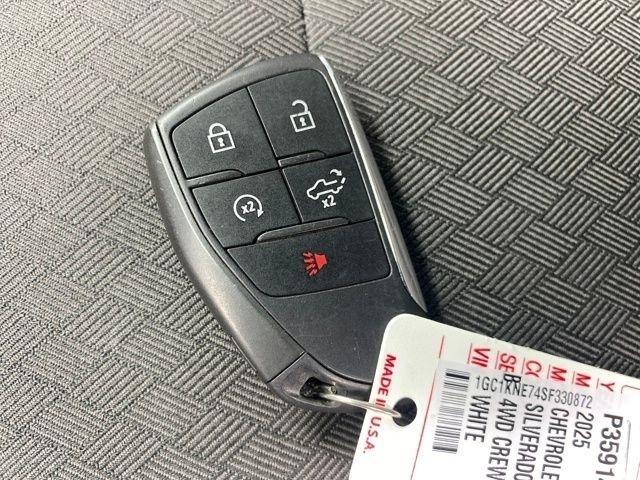 Chevrolet Silverado 2500HD LT Crew Cab Long Box 4WD 2025