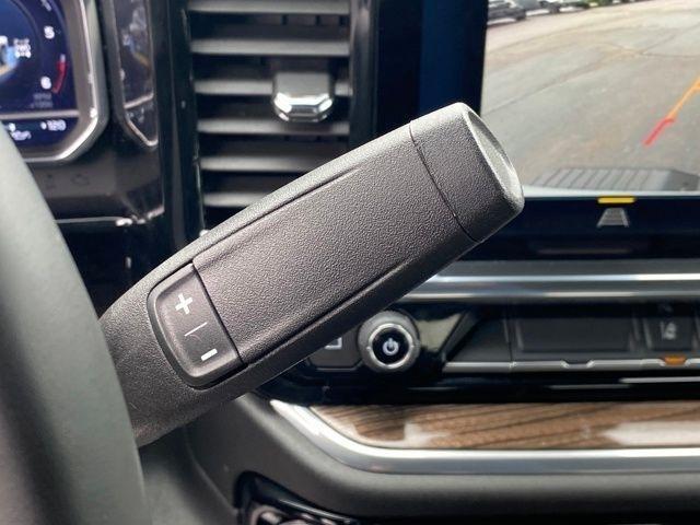 Chevrolet Silverado 2500HD LT Crew Cab Long Box 4WD 2025