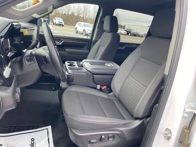 Chevrolet Silverado 2500HD LT Crew Cab Long Box 4WD 2025