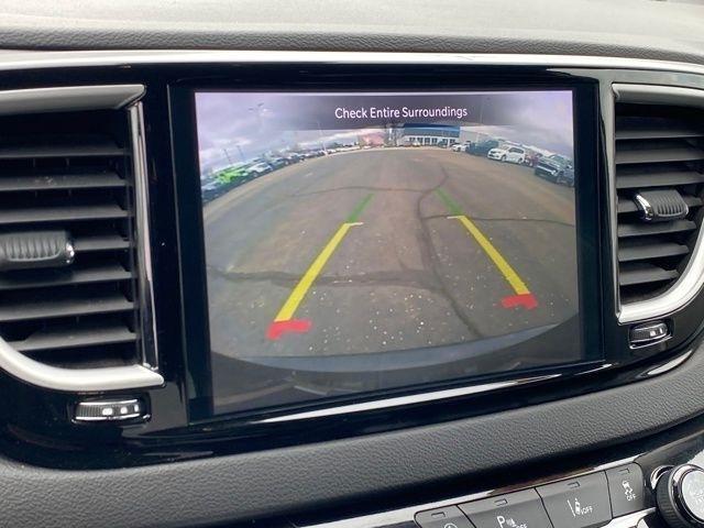 Chrysler Pacifica Touring L 2024