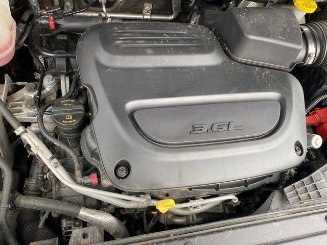 Chrysler Pacifica Touring L 2024