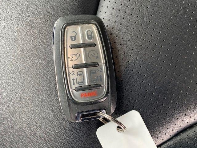 Chrysler Pacifica Touring L 2024