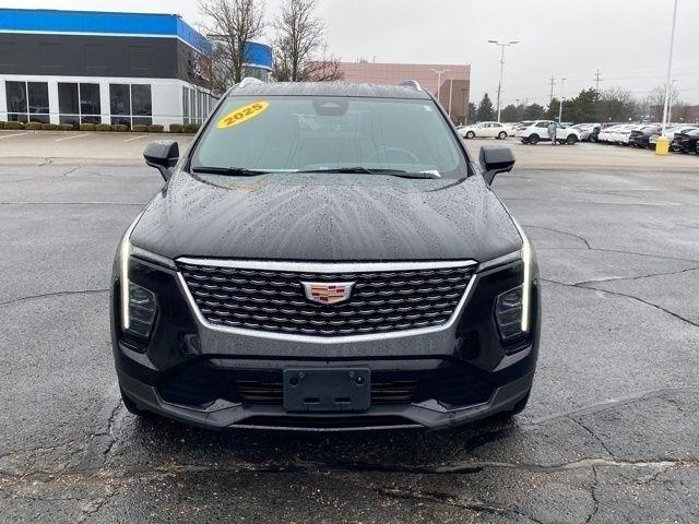 Cadillac XT4 Premium Luxury AWD 2025