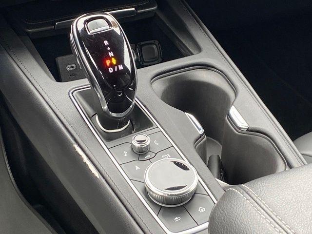 Cadillac XT4 Premium Luxury AWD 2025