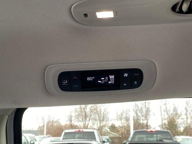 Chrysler Pacifica Touring L 2024