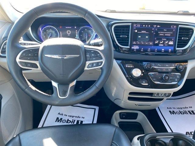 Chrysler Pacifica Touring L 2024