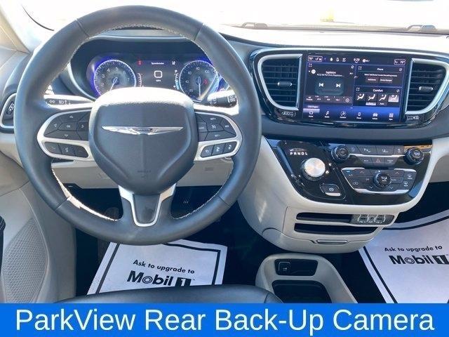 Chrysler Pacifica Touring L 2024