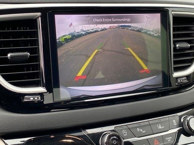 Chrysler Pacifica Touring L 2024