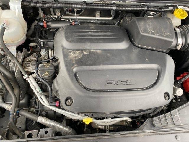 Chrysler Pacifica Touring L 2024