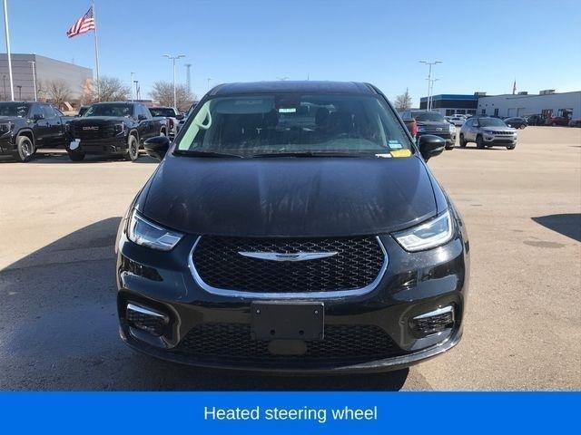 Chrysler Pacifica Touring L 2024