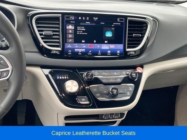 Chrysler Pacifica Touring L 2024