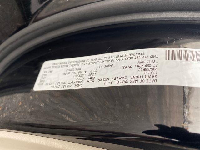 Chrysler Pacifica Touring L 2024