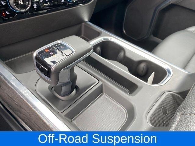 Chevrolet Silverado 1500 LTZ Crew Cab 4WD 2025