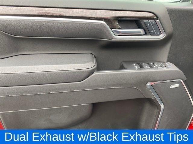 Chevrolet Silverado 1500 LTZ Crew Cab 4WD 2025